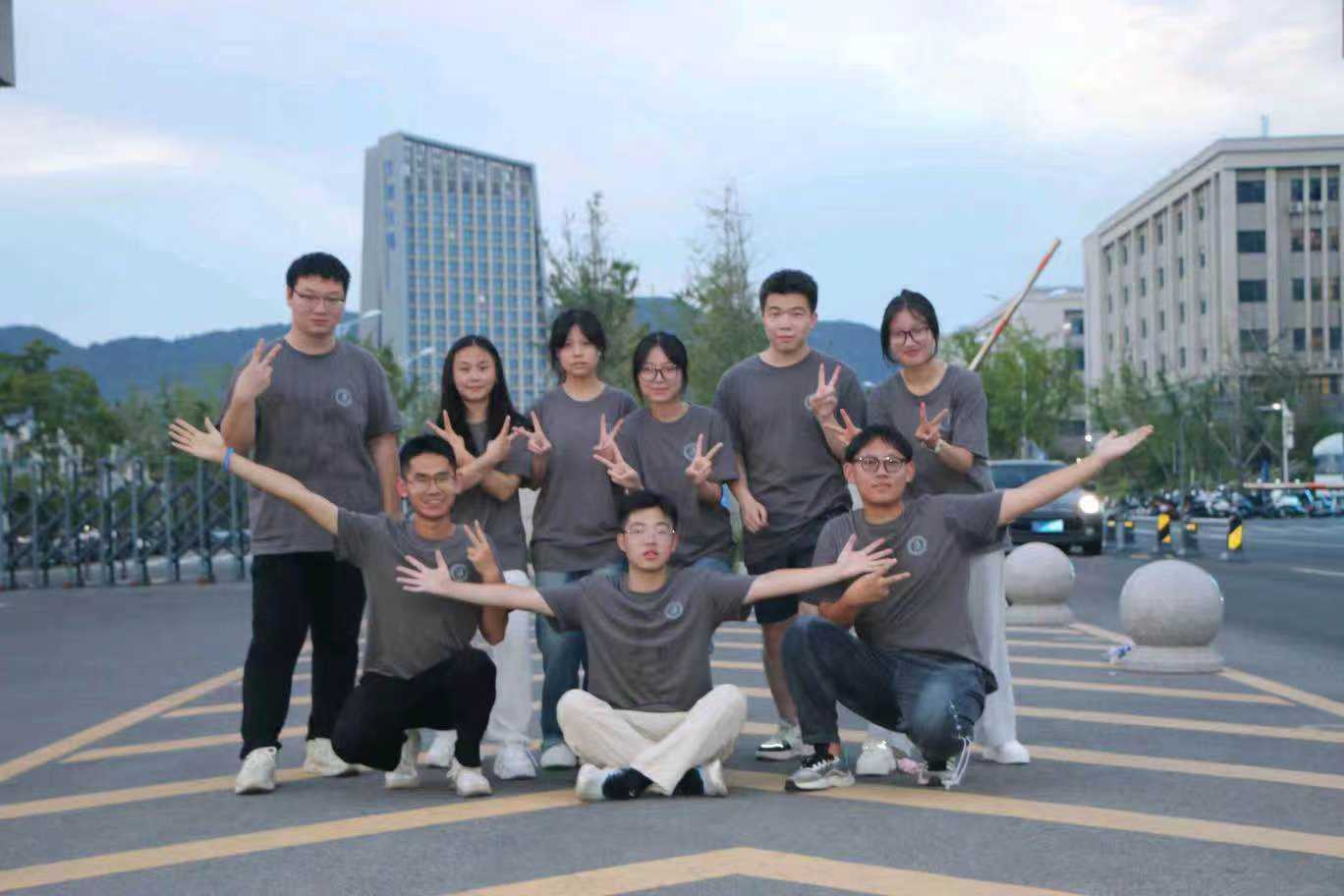 Ͷ�����K�Ƽ���W(xu��)֧�̈F(tu��n)���c(di��n)�������r(n��ng)�庢����W(xu��)֮·