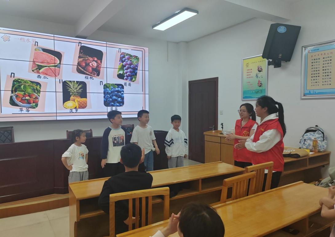 �t����ī־Ը�̌W���ՈF�����������`��һ�ڻ��ȡ�ÈA�M�ɹ�
